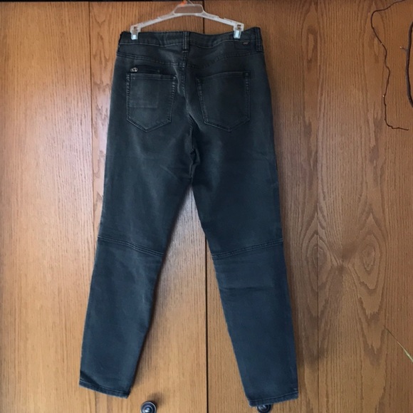Ladies Grey Jag jeans with black accents. Size 10. - Picture 2 of 3